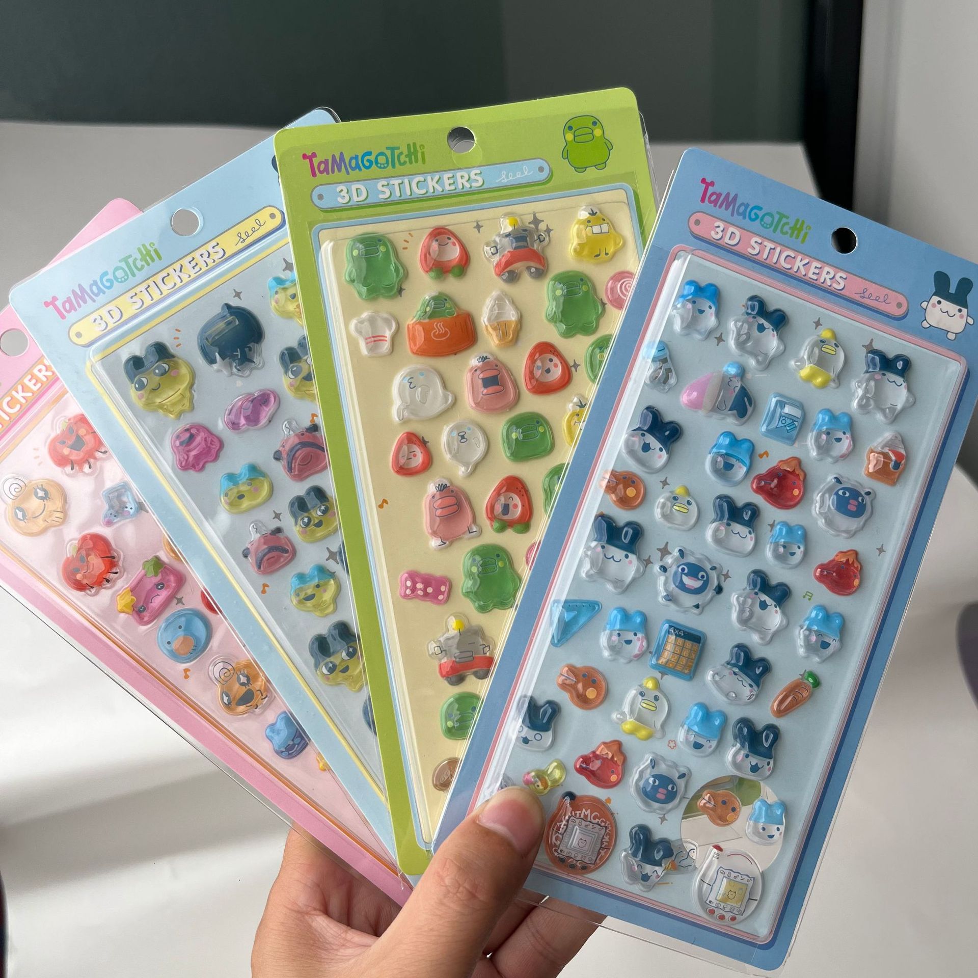 Cute Tamagotchi 3D Puffy Stick - Electronic Gift reseña y precio